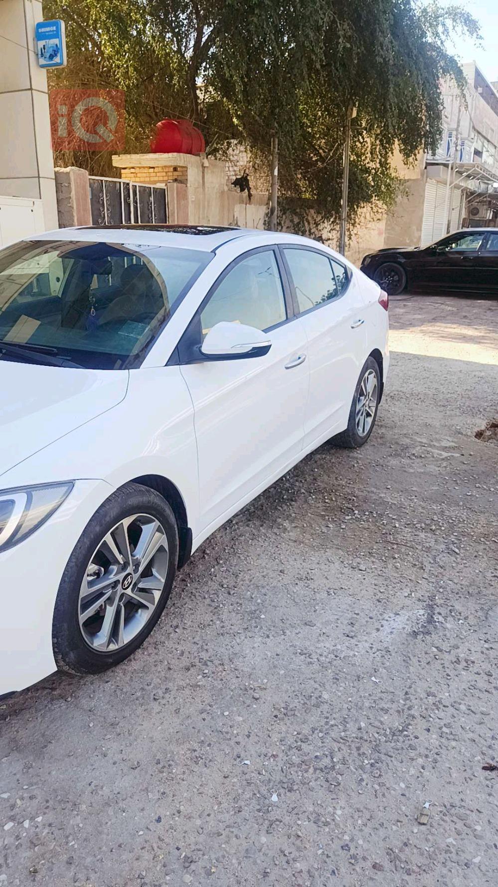 هیوندای ئەلەنترا